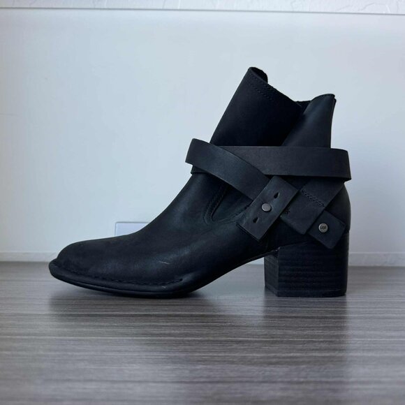 UGG Women's Elysian Zip Up Ankle Boots Bootie $170 in Black 1095792 - Picture 5 of 11